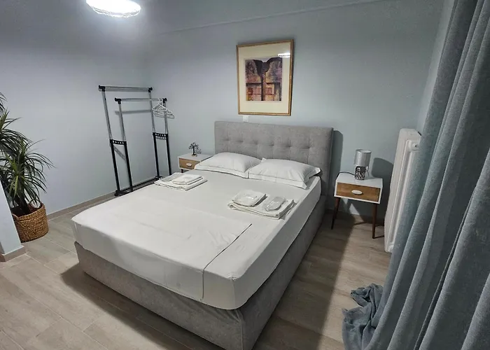 Chrysalis Apartman *