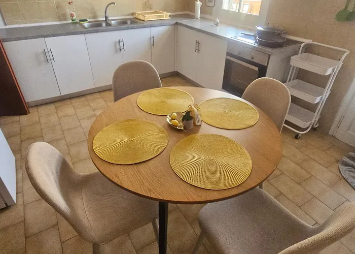 Chrysalis Apartament *